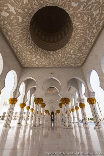 Sheikh Zayed Grand Mosque - Open Colonnade